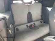 ✅ 2005 MINI Convertible • VIN: WMWRF33475TG11672 • Lot: 74215254. Wystawiony na Copart z przebiegiem 122 021 mil. Bezpłatny archiwum sprzedaży aukcyjnych z USA i szczegółowy raport historii pojazdu na DreamBid. Zdjęcie 10.