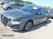 ✅ 2024 Nissan Altima SV • VIN: 1N4BL4DV2RN372183 • Lot: 42463490. Listed on IAAI with 25,385 mi. Free auction sales archive from the USA and detailed vehicle history report at DreamBid. Image 17.