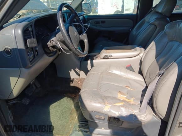 ✅ 2002 Chevrolet Suburban Z71 • VIN: 3GNFK16Z52G238089 • Лот: 57183975. Опубликован ранее на Copart с пробегом Не указан. Бесплатный доступ к архиву аукционных продаж из США и подробный отчёт об истории автомобиля на DreamBid. Изображение 7.