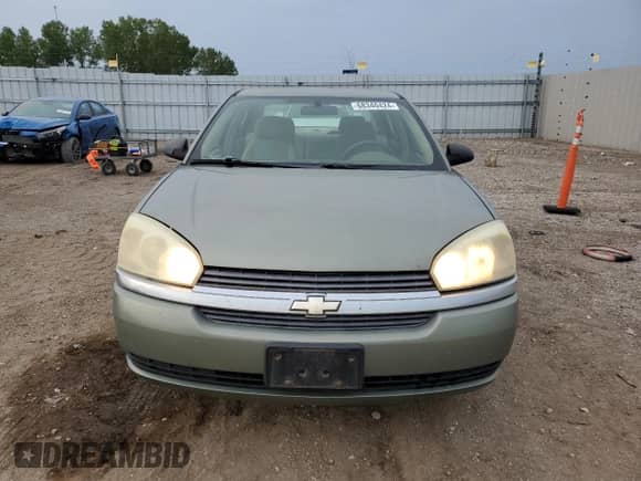 2004 Chevrolet Malibu with VIN 1G1ZS54834F218217, listed as a Copart auction lot 68340424 with 210,498 mi miles and Salvage title. Bid and sale history available at DreamBid. Image 5.