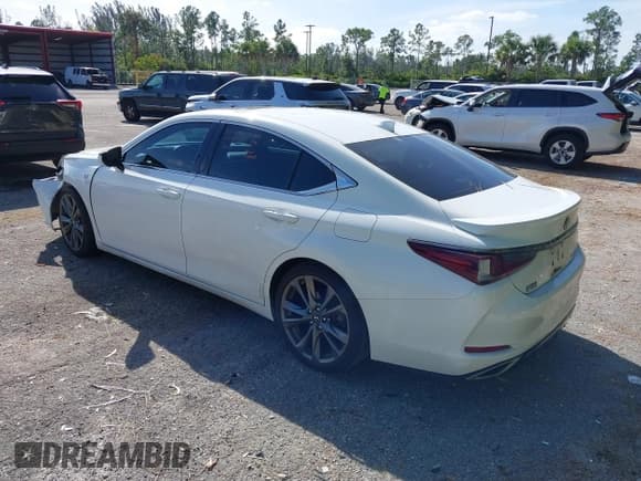 ✅ 2019 Lexus ES 350 Luxury • VIN: 58ABZ1B14KU026434 • Лот: 43663992. Опубликован ранее на IAAI с пробегом 97 077 миль. Бесплатный доступ к архиву аукционных продаж из США и подробный отчёт об истории автомобиля на DreamBid. Изображение 3.