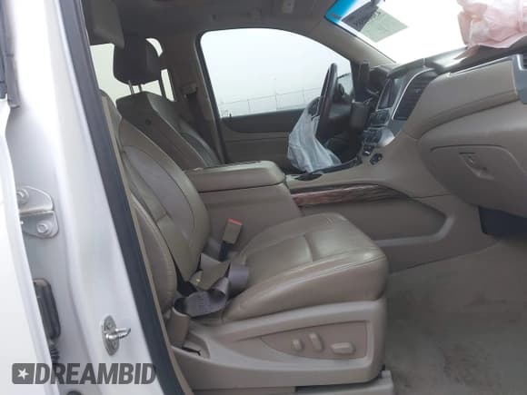 ✅ 2017 GMC Yukon XL SLT • VIN: 1GKS2GKC0HR119133 • Lot: 43600585. Listed on IAAI with 93,522 mi. Free auction sales archive from the USA and detailed vehicle history report at DreamBid. Image 5.