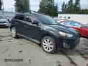 2014 Mitsubishi Outlander ES z VIN 4A4AR3AU7EE026420, wystawiony jako Copart lot #86300455 z przebiegiem 134 634 mil mil oraz Czysty tytuł • Clean title. Historia ofert i sprzedaży dostępna na DreamBid. Obrazek 4.