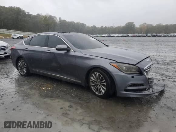 2015 Hyundai Genesis 3.8L with VIN KMHGN4JE6FU075462, listed as a Copart auction lot 82752175 with 195,968 mi miles and Clean title. Bid and sale history available at DreamBid. Image 4.