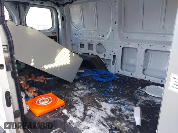 ✅ 2023 Ford Transit • VIN: 1FTYE2Y81PKB03579 • Лот: 43857219. Опубликован ранее на IAAI с пробегом 47 714 миль. Бесплатный доступ к архиву аукционных продаж из США и подробный отчёт об истории автомобиля на DreamBid. Изображение 8.