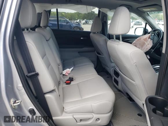 ✅ 2021 Honda Pilot Special Edition • VIN: 5FNYF5H24MB001132 • Лот: 84014165. Опубликован ранее на Copart с пробегом 26 688 миль. Бесплатный доступ к архиву аукционных продаж из США и подробный отчёт об истории автомобиля на DreamBid. Изображение 11.