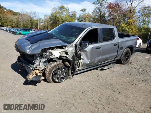 2024 Chevrolet Silverado 1500 ZR2 с VIN 3GCUDHEL4RG135689, выставлен на аукционе Copart как лот 87271775 с пробегом Не указан миль и Списание • Salvage title. История ставок и продаж доступна на DreamBid. Изображение 1.