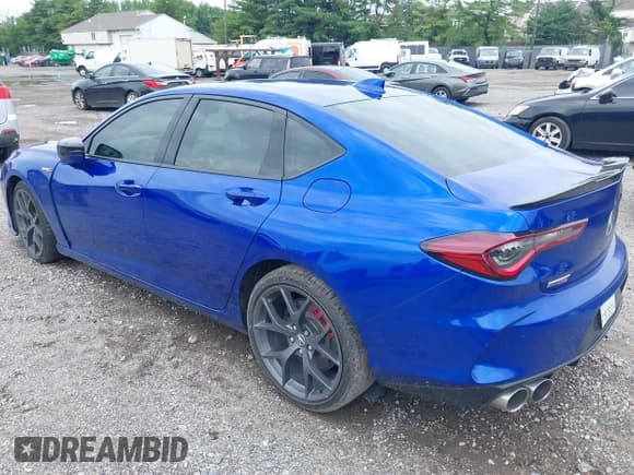 ✅ 2023 Acura TLX Type S • VIN: 19UUB7F96PA002173 • Лот: 42681083. Опубликован ранее на IAAI с пробегом Не указан. Бесплатный доступ к архиву аукционных продаж из США и подробный отчёт об истории автомобиля на DreamBid. Изображение 3.