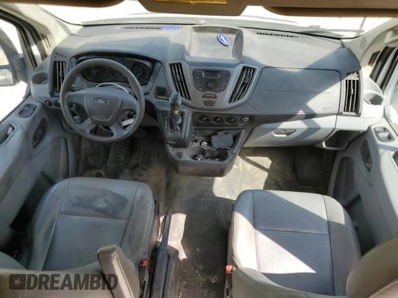 ✅ 2018 Ford Transit • VIN: 1FTYE1CM3JKA71790 • Lot: 84524545. Wystawiony na Copart z przebiegiem 231 045 mil. Bezpłatny archiwum sprzedaży aukcyjnych z USA i szczegółowy raport historii pojazdu na DreamBid. Zdjęcie 8.