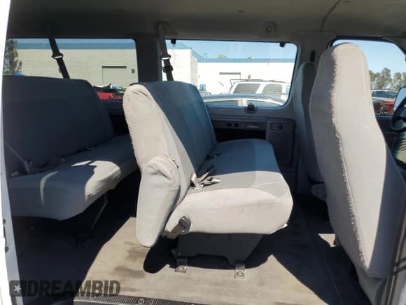 ✅ 2007 Ford Econoline Passenger XL • VIN: 1FBSS31L17DA98329 • Лот: 66902645. Опубликован ранее на Copart с пробегом 362 292 миль. Бесплатный доступ к архиву аукционных продаж из США и подробный отчёт об истории автомобиля на DreamBid. Изображение 10.