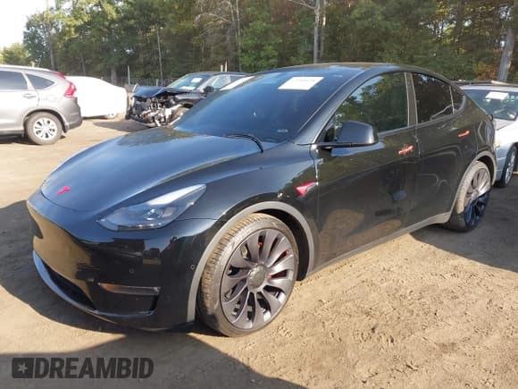 ✅ 2022 Tesla Model Y Performance • VIN: 7SAYGDEF7NF309060 • Lot: 43244618. Listed on IAAI with 32,355 mi. Free auction sales archive from the USA and detailed vehicle history report at DreamBid. Image 2.