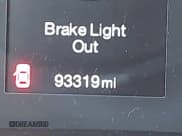 ✅ 2019 Jeep Compass Altitude • VIN: 3C4NJCBB0KT743170 • Lot: 41490256. Wystawiony na IAAI z przebiegiem 93 319 mil. Bezpłatny archiwum sprzedaży aukcyjnych z USA i szczegółowy raport historii pojazdu na DreamBid. Zdjęcie 16.