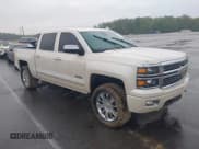 ✅ 2015 Chevrolet Silverado 1500 High Country • VIN: 3GCUKTEJ9FG365134 • Лот: 42109575. Опубликован ранее на IAAI с пробегом 110 382 миль. Бесплатный доступ к архиву аукционных продаж из США и подробный отчёт об истории автомобиля на DreamBid. Изображение 1.