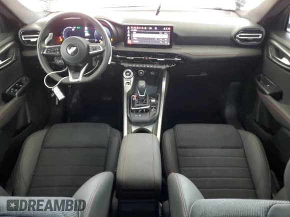 2024 Dodge Hornet R/T z VIN ZACPDFCW4R3A33958, wystawiony jako Copart lot #66137165 z przebiegiem 30 225 mil mil oraz Nie do naprawy • Non repairable. Historia ofert i sprzedaży dostępna na DreamBid. Obrazek 8.