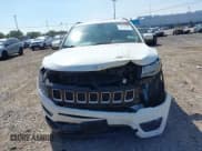 ✅ 2021 Jeep Compass Latitude • VIN: 3C4NJDBB6MT557478 • Lot: 43222716. Wystawiony na IAAI z przebiegiem 94 299 mil. Bezpłatny archiwum sprzedaży aukcyjnych z USA i szczegółowy raport historii pojazdu na DreamBid. Zdjęcie 12.