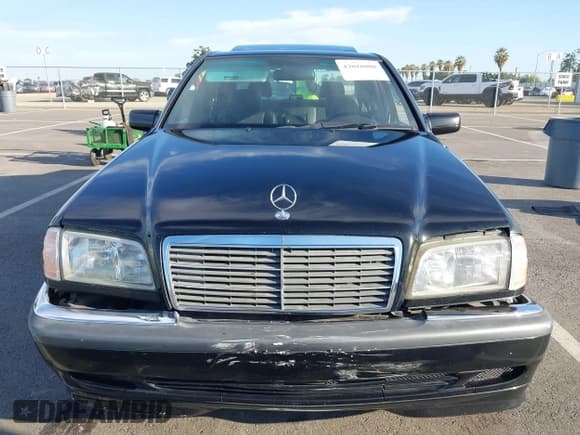 ✅ 2000 Mercedes-Benz C 230 Kompressor • VIN: WDBHA24G4YA799207 • Lot: 42010800. Wystawiony na IAAI z przebiegiem 126 478 mil. Bezpłatny archiwum sprzedaży aukcyjnych z USA i szczegółowy raport historii pojazdu na DreamBid. Zdjęcie 12.