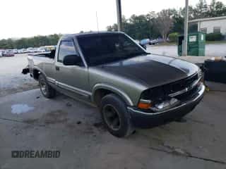 2003 Chevrolet S-10 с VIN 1GCCS14X538212239, выставлен на аукционе Copart как лот 73034054 с пробегом 276 576 миль миль и Списание • Salvage title. История ставок и продаж доступна на DreamBid. Изображение 4.