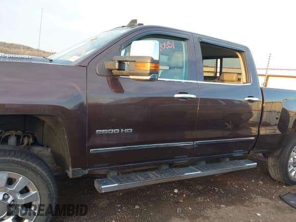 ✅ 2016 Chevrolet Silverado 2500HD LTZ • VIN: 1GC1KWE84GF127700 • Lot: 41120551. Listed on IAAI with 153,077 mi. Free auction sales archive from the USA and detailed vehicle history report at DreamBid. Image 14.