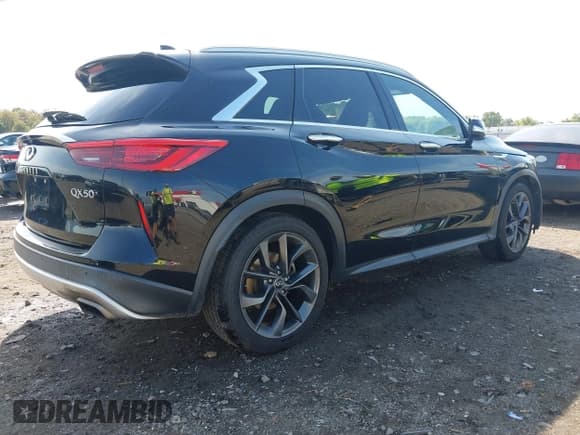 ✅ 2019 Infiniti QX50 Luxe • VIN: 3PCAJ5M12KF105080 • Лот: 43085241. Опубликован ранее на IAAI с пробегом 94 336 миль. Бесплатный доступ к архиву аукционных продаж из США и подробный отчёт об истории автомобиля на DreamBid. Изображение 4.