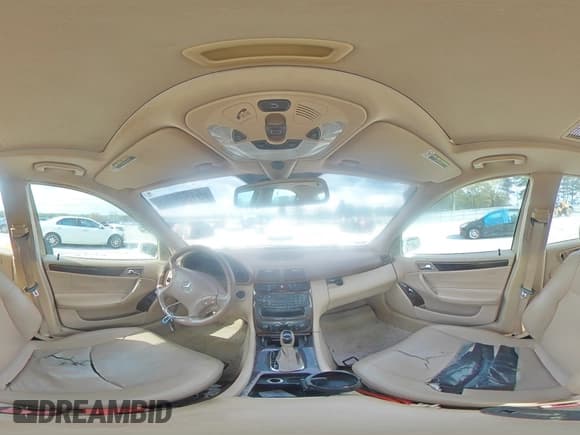 ✅ 2001 Mercedes-Benz C 230/260/280/320 • VIN: WDBRF61J51F078805 • Lot: 51609285. Listed on Copart with 223,663 mi. Free auction sales archive from the USA and detailed vehicle history report at DreamBid. Image 12.