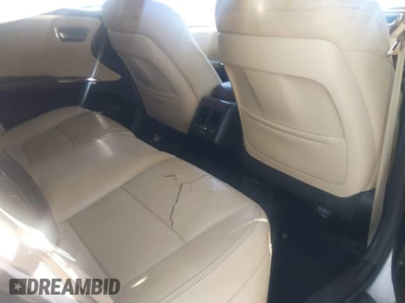 ✅ 2013 Toyota Avalon Limited • VIN: 4T1BK1EB7DU023644 • Lot: 43506548. Listed on IAAI with 232,960 mi. Free auction sales archive from the USA and detailed vehicle history report at DreamBid. Image 8.