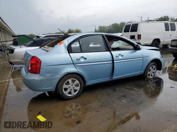 ✅ 2010 Hyundai Accent GLS • VIN: KMHCN4AC6AU458064 • Lot: 81116295. Wystawiony na Copart z przebiegiem Nie podano. Bezpłatny archiwum sprzedaży aukcyjnych z USA i szczegółowy raport historii pojazdu na DreamBid. Zdjęcie 3.