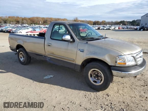 ✅ 1999 Ford F-150 XL • VIN: 1FTRF17L2XKA36749 • Lot: 84671444. Wystawiony na Copart z przebiegiem 148 338 mil. Bezpłatny archiwum sprzedaży aukcyjnych z USA i szczegółowy raport historii pojazdu na DreamBid. Zdjęcie 4.