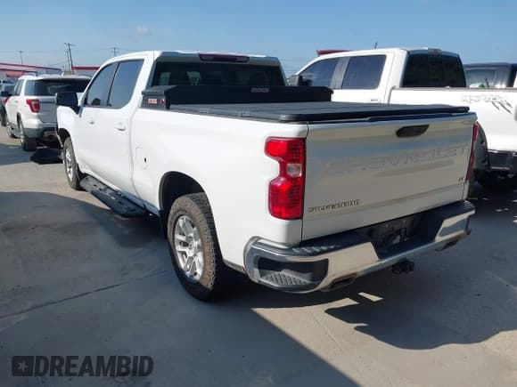 ✅ 2023 Chevrolet Silverado 1500 LT • VIN: 1GCUDDED2PZ252296 • Lot: 42810332. Listed on IAAI with 124,854 mi. Free auction sales archive from the USA and detailed vehicle history report at DreamBid. Image 3.