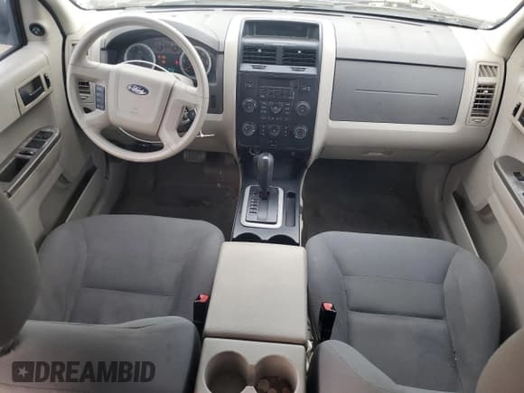 ✅ 2008 Ford Escape XLS • VIN: 1FMCU92ZX8KD91557 • Lot: 69244585. Listed on Copart with 255,178 mi. Free auction sales archive from the USA and detailed vehicle history report at DreamBid. Image 8.