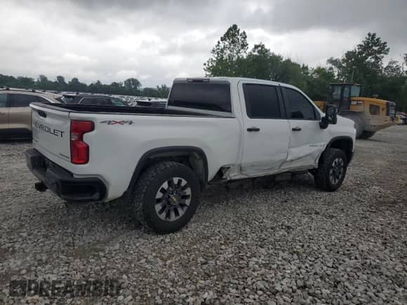 2021 Chevrolet Silverado 2500HD Custom с VIN 1GC4YME77MF222240, выставлен на аукционе Copart как лот 66872265 с пробегом 210 784 миль миль и Списание • Salvage title. История ставок и продаж доступна на DreamBid. Изображение 3.