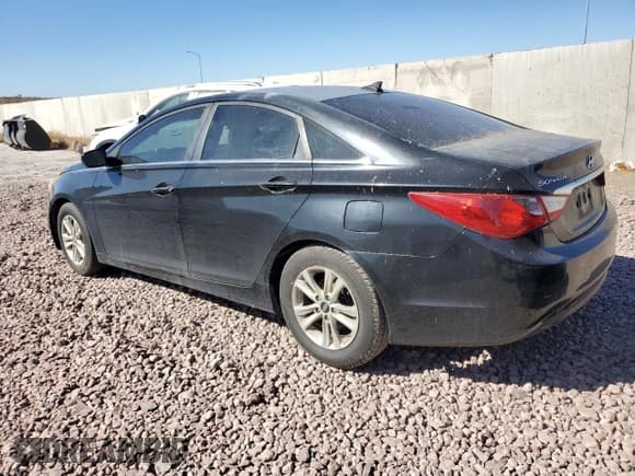 ✅ 2013 Hyundai Sonata GLS • VIN: 5NPEB4AC5DH585084 • Lot: 72099374. Listed on Copart with 219,005 mi. Free auction sales archive from the USA and detailed vehicle history report at DreamBid. Image 2.
