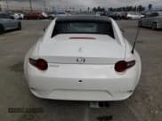 ✅ 2020 Mazda MX-5 Miata • VIN: JM1NDAJ70L0417179 • Lot: 52149674. Wystawiony na Copart z przebiegiem 12 373 mil. Bezpłatny archiwum sprzedaży aukcyjnych z USA i szczegółowy raport historii pojazdu na DreamBid. Zdjęcie 6.