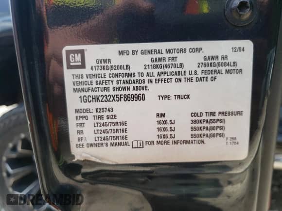 2005 Chevrolet Silverado 2500HD LT with VIN 1GCHK232X5F869960, listed as a Copart auction lot 62189465 with 284,143 mi miles and Salvage title. Bid and sale history available at DreamBid. Image 12.