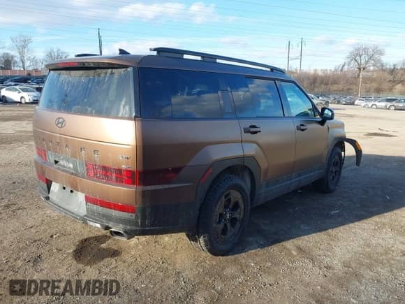 2024 Hyundai Santa Fe XRT с VIN 5NMP3DGL5RH018035, выставлен на аукционе IAAI как лот 41410504 с пробегом 4 816 миль миль и . История ставок и продаж доступна на DreamBid. Изображение 4.