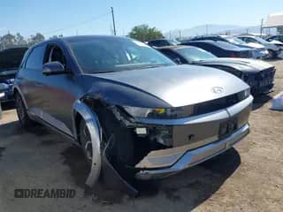 2024 Hyundai Ioniq 5 Limited with VIN KM8KR4DE3RU312438, listed as a IAAI auction lot 42697735 with 2,347 mi miles and . Bid and sale history available at DreamBid. Image 1.