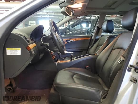 ✅ 2006 Mercedes-Benz E 350 • VIN: WDBUF87J46X205137 • Лот: 69729125. Опубликован ранее на Copart с пробегом 150 342 миль. Бесплатный доступ к архиву аукционных продаж из США и подробный отчёт об истории автомобиля на DreamBid. Изображение 7.