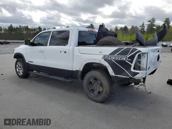 2020 Ram 1500 Rebel z VIN 1C6SRFLM1LN230872, wystawiony jako Copart lot #55671585 z przebiegiem 97 202 mil mil oraz Szkoda całkowita • Salvage title. Historia ofert i sprzedaży dostępna na DreamBid. Obrazek 2.