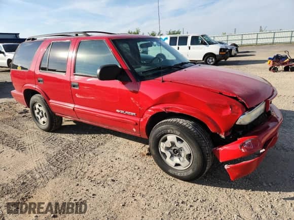 2002 Chevrolet Blazer LS with VIN 1GNDT13W02K118403, listed as a Copart auction lot 81953685 with 107,474 mi miles and Non repairable. Bid and sale history available at DreamBid. Image 4.