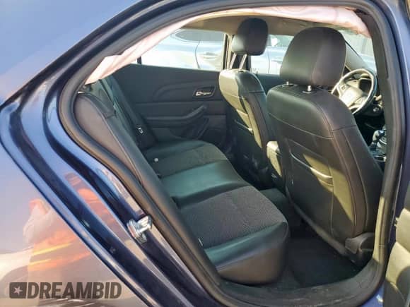 2015 Chevrolet Malibu LT z VIN 1G11D5SL3FF306489, wystawiony jako Copart lot #80176485 z przebiegiem Nie podano mil oraz Czysty tytuł • Clean title. Historia ofert i sprzedaży dostępna na DreamBid. Obrazek 10.