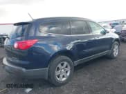 ✅ 2012 Chevrolet Traverse 2LT • VIN: 1GNKVJED2CJ285320 • Lot: 43563492. Wystawiony na IAAI z przebiegiem 177 560 mil. Bezpłatny archiwum sprzedaży aukcyjnych z USA i szczegółowy raport historii pojazdu na DreamBid. Zdjęcie 4.