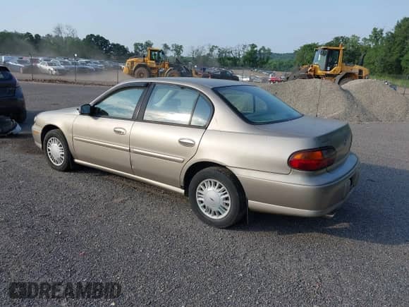 2000 Chevrolet Malibu z VIN 1G1ND52JXY6241997, wystawiony jako IAAI lot #42550617 z przebiegiem 130 503 mil mil oraz . Historia ofert i sprzedaży dostępna na DreamBid. Obrazek 3.