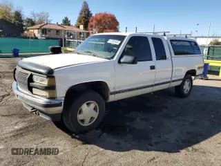 ✅ 1998 Chevrolet Silverado 1500 • VIN: 1GCEK19R9WE205187 • Lot: 87390345. Wystawiony na Copart z przebiegiem 222 008 mil. Bezpłatny archiwum sprzedaży aukcyjnych z USA i szczegółowy raport historii pojazdu na DreamBid. Zdjęcie 1.