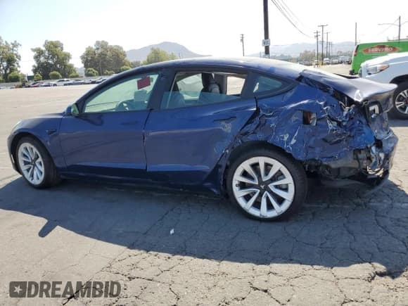 ✅ 2022 Tesla Model 3 Long Range • VIN: 5YJ3E1EB4NF144660 • Lot: 72096094. Wystawiony na Copart z przebiegiem 24 413 mil. Bezpłatny archiwum sprzedaży aukcyjnych z USA i szczegółowy raport historii pojazdu na DreamBid. Zdjęcie 2.