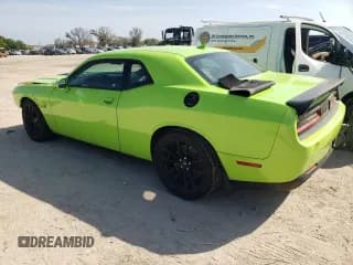 ✅ 2019 Dodge Challenger R/T Scat Pack • VIN: 2C3CDZFJ2KH724278 • Lot: 45249714. Wystawiony na Copart z przebiegiem 29 599 mil. Bezpłatny archiwum sprzedaży aukcyjnych z USA i szczegółowy raport historii pojazdu na DreamBid. Zdjęcie 2.