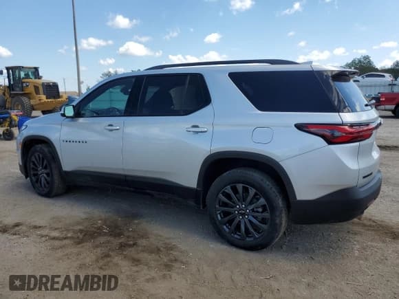 ✅ 2022 Chevrolet Traverse RS • VIN: 1GNERJKW0NJ101955 • Lot: 72691834. Wystawiony na Copart z przebiegiem Nie podano. Bezpłatny archiwum sprzedaży aukcyjnych z USA i szczegółowy raport historii pojazdu na DreamBid. Zdjęcie 2.