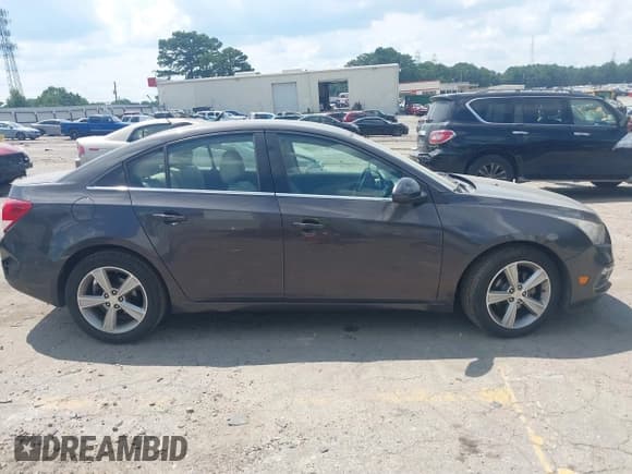 ✅ 2015 Chevrolet Cruze LT • VIN: 1G1PE5SB8F7129284 • Лот: 42999670. Опубликован ранее на IAAI с пробегом 175 059 миль. Бесплатный доступ к архиву аукционных продаж из США и подробный отчёт об истории автомобиля на DreamBid. Изображение 13.