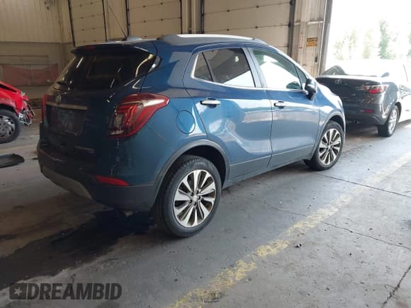 ✅ 2019 Buick Encore Preferred • VIN: KL4CJESB2KB831135 • Lot: 42479618. Wystawiony na IAAI z przebiegiem 77 828 mil. Bezpłatny archiwum sprzedaży aukcyjnych z USA i szczegółowy raport historii pojazdu na DreamBid. Zdjęcie 4.