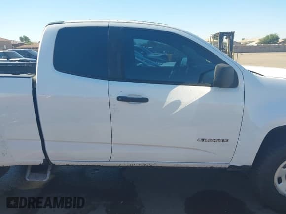 ✅ 2016 Chevrolet Colorado 2WD WT • VIN: 1GCHSBEA1G1226501 • Lot: 43605440. Listed on IAAI with 177,320 mi. Free auction sales archive from the USA and detailed vehicle history report at DreamBid. Image 14.