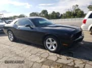 ✅ 2014 Dodge Challenger SXT • VIN: 2C3CDYAGXEH289603 • Lot: 71838614. Wystawiony na Copart z przebiegiem 222 379 mil. Bezpłatny archiwum sprzedaży aukcyjnych z USA i szczegółowy raport historii pojazdu na DreamBid. Zdjęcie 4.