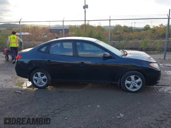 ✅ 2009 Hyundai Elantra GLS • VIN: KMHDU46D89U702169 • Lot: 43480706. Wystawiony na IAAI z przebiegiem 183 599 mil. Bezpłatny archiwum sprzedaży aukcyjnych z USA i szczegółowy raport historii pojazdu na DreamBid. Zdjęcie 13.